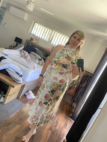 Customer photo review of Wine Country Dates Floral Halter Neck Maxi Dress