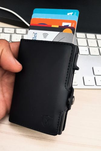 Customer photo review of Full Black
