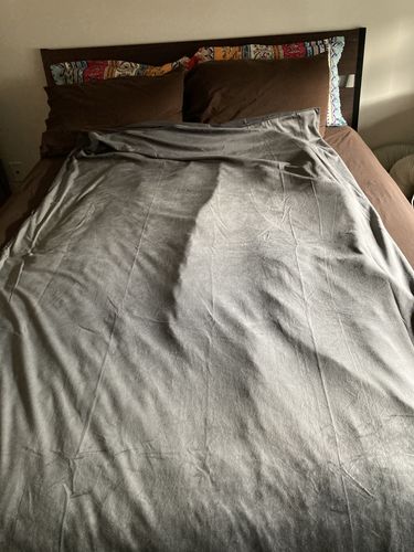 Customer photo review of Simplesleep Weighted Blanket