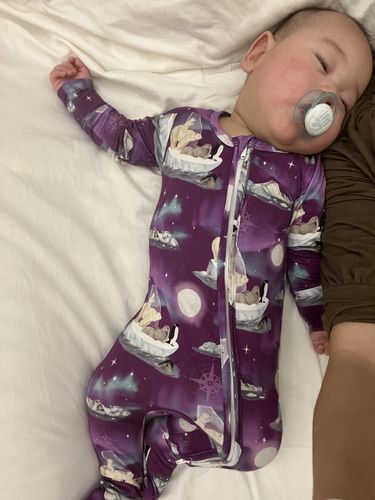 Customer photo review of Arctic Adventures Convertible Footie