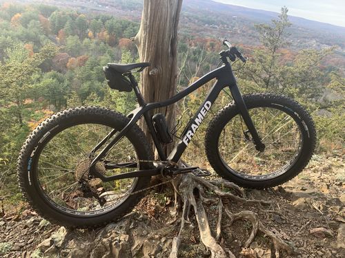 Customer photo review of Minnesota Carbon - Carbon Fork - Fat 27.5"