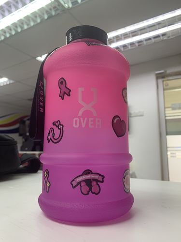 Customer photo review of 1.5L Oversized Bottle with Flip Cap