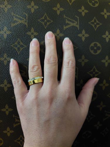 Customer photo review of Stone Ring - Gold