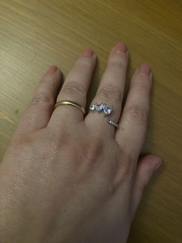 Customer photo review of Anello Love Strass