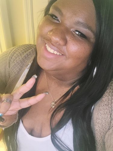 Customer photo review of Brooklyn Hair 9A Remy Straight 4 Bundle Deals