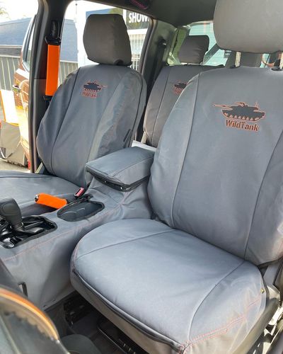 Customer photo review of Razorback 4x4 Neoprene Steering Wheel Cover (Universal)