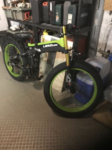 Customer photo review of Lankeleisi XT750 Plus 1000W 26" Fat Bike Dual Crown Fork Foldable E-Moutain Bike 17.5Ah 40km/h 120km