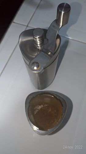 Customer photo review of Molino de Café Manual Portátil de Acero inoxidable