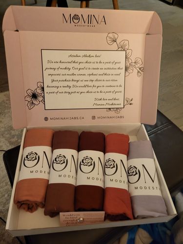 Customer photo review of Luxury Modal Hijab - Tiramisu