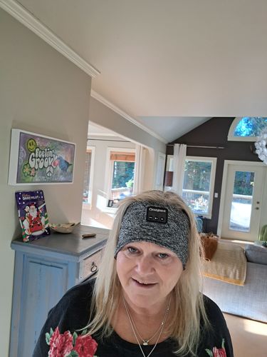 Customer photo review of CozyBand Wireless Headphones