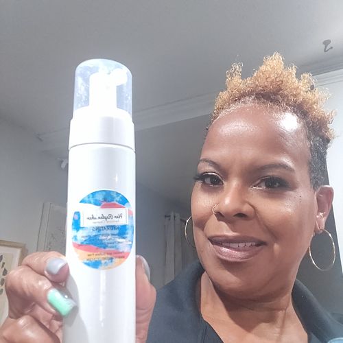 Customer photo review of Hydrating Feminine Cleanser