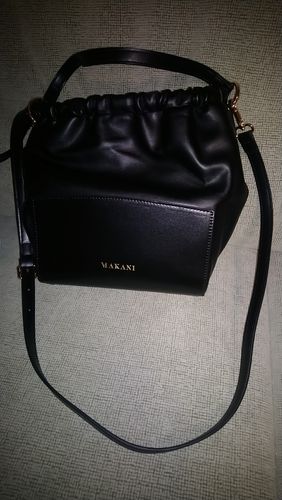 Customer photo review of MAILY - BLACK