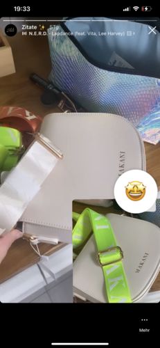 Customer photo review of LUANA - CREME