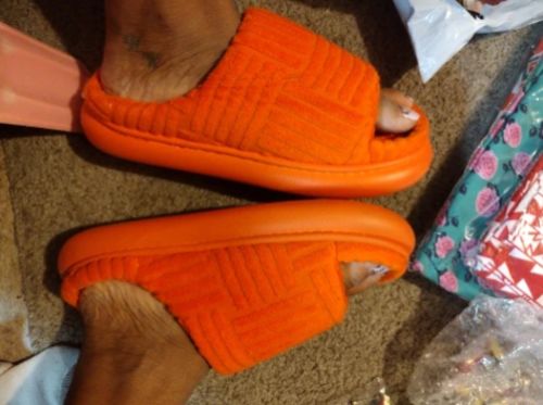 Customer photo review of Thick-soled Fuzzy Winter Slippers for Men and Women, Orthopedic Plush Premium Slippers