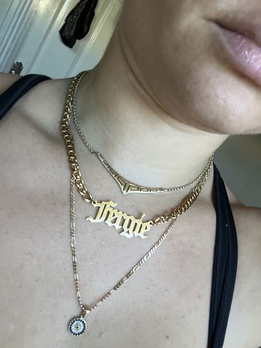 Customer photo review of LOANYA Gourmet Name Necklace With Personal Engraving