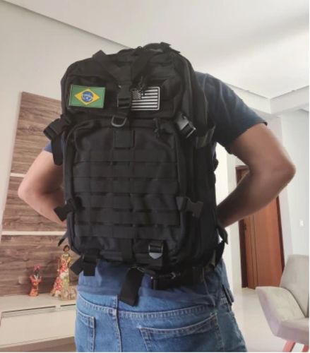 Customer photo review of Super Mochila Tática Militar de 50 Litros - MEGA Resistente - Frete Grátis