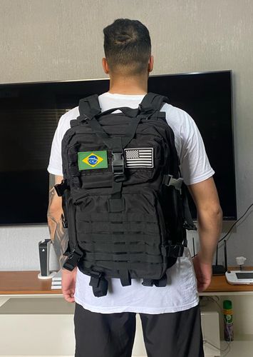Customer photo review of Super Mochila Tática Militar de 50 Litros - MEGA Resistente - Frete Grátis