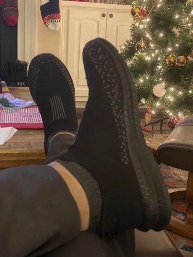 Customer photo review of Breathable Slip-on Sneakers for Men