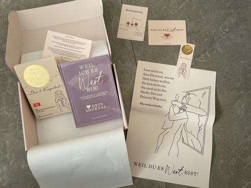 Customer photo review of Erlebnis-BOX von "Weil ich es wert bin! Das 2. Kapitel - 267 Herzensgedanken für sie“