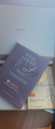 Customer photo review of Erlebnis-BOX von "Weil ich es wert bin! Das 2. Kapitel - 267 Herzensgedanken für sie“