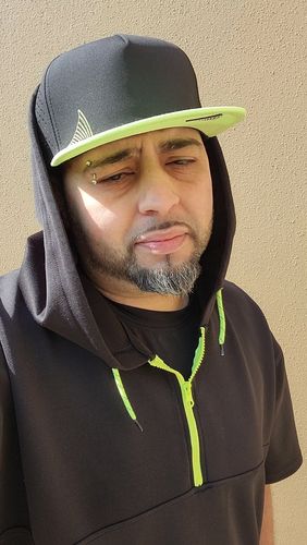 Customer photo review of THE CHARTREUSE (flat)
