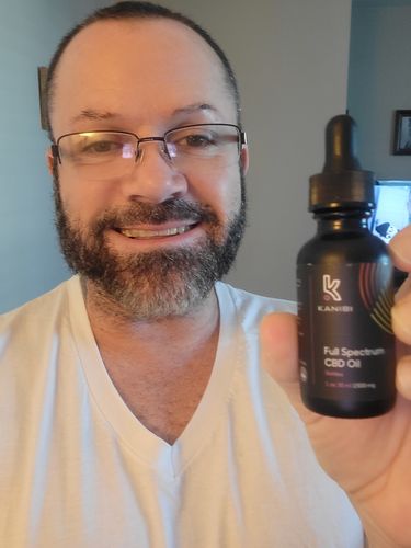 Customer photo review of Full Spectrum CBD Oil Tincture
