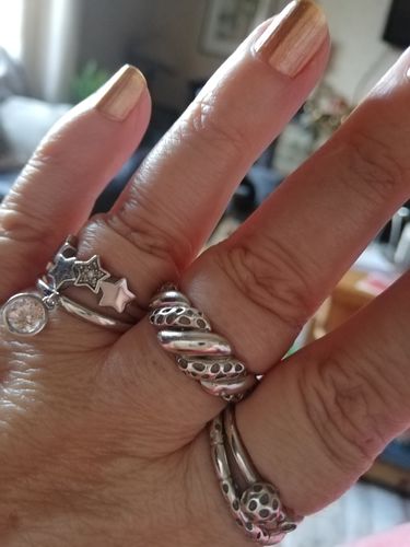 Customer photo review of Dew Birthstone Charm Ring with Morganite