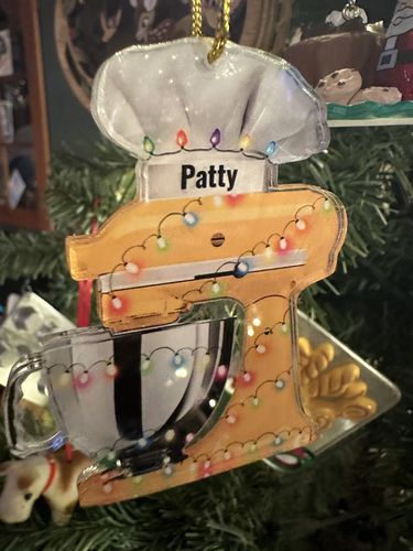Customer photo review of Personalized Baking Mixer Lights Christmas Ornament