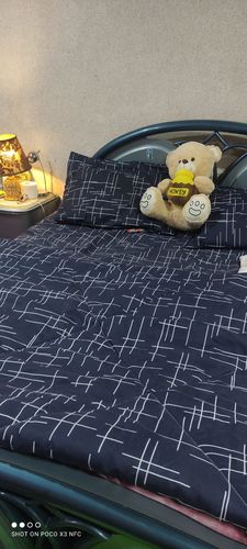 Customer photo review of Hawes-Winter Comforter Set