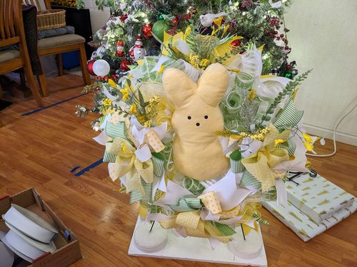 Customer photo review of 2.5"X10Yd Basket Weave Yellow/White RGE139029