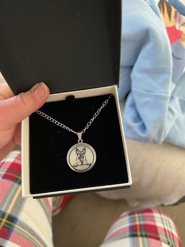 Customer photo review of Personalized German Shepherd Necklace, German Shepherd Jewelry
