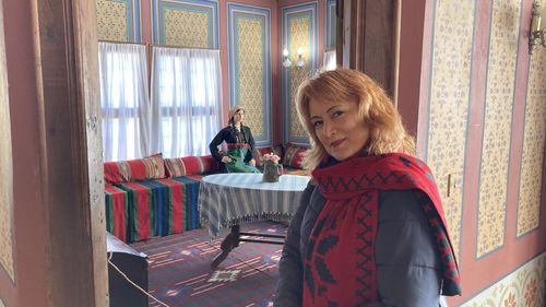 Дора П. review of Шал с шевица "Капанска" image 1 out of 1