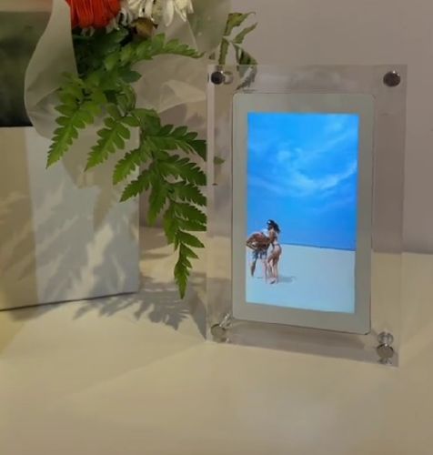 Customer photo review of Moving Memory Photo Frame