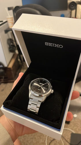 Customer photo review of Seiko Conceptual & Regular Men's 40mm Stainless Steel Solar Watch 08NE527