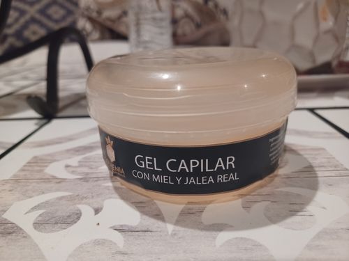 Customer photo review of Gel Fijador Capilar Con Miel y Jalea Real