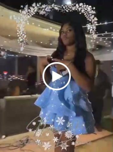 Customer video review of “Aaliyah” baby blue