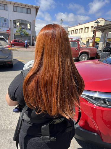 Reseña con foto de un cliente sobre Henna Jamila BAQ (Premium)