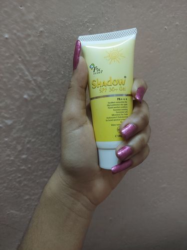Customer photo review of Shadow Sunscreen SPF 30+ Gel