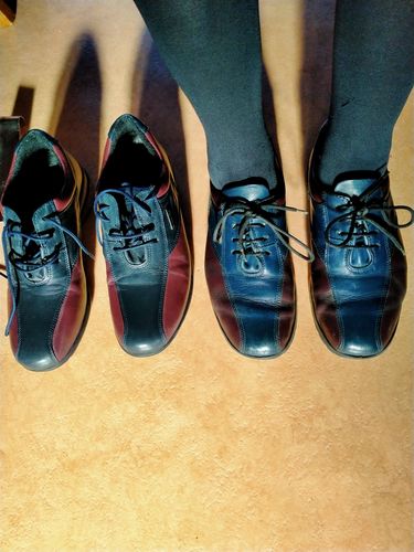 Customer photo review of Collection Salford 2 Navy/Bordo