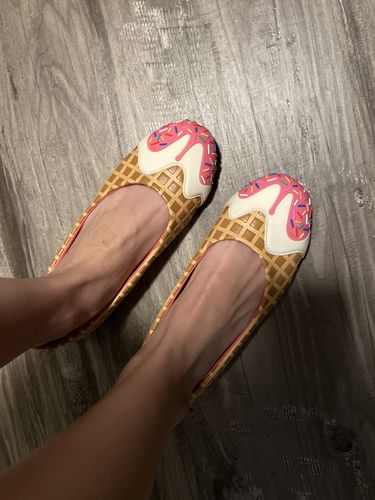 Customer photo review of Pink Syrup Ice Cream Flats