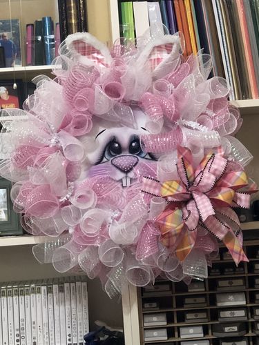 Customer photo review of Wreath Sign, Easter Bunny Face Metal Sign 11.75" IW-014 - DecoExchange Exclusive, DecoExchange, Sign For Wreaths