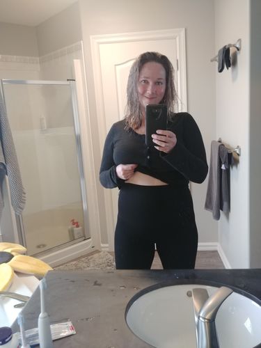 Customer photo review of Snapback™ Postpartum Crop Leggings - Black (2 Pack)