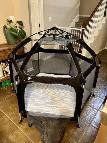 Customer photo review of Pop N' Go® Playpen