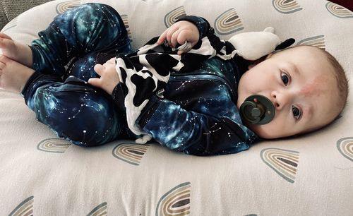 Customer photo review of Com'et Me Bro Convertible Footie