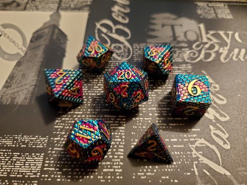 Customer photo review of Mystic Dragonscale Metal Dnd Dice Set