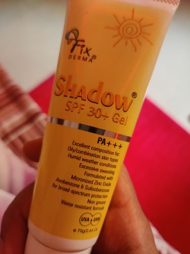 Customer photo review of Shadow Sunscreen SPF 30+ Gel