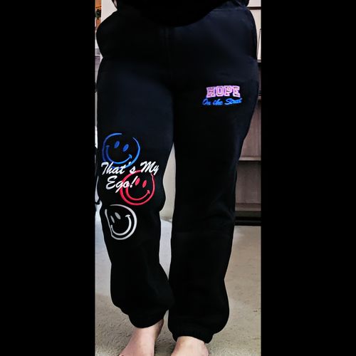 Customer photo review of Hope World Sweatpants