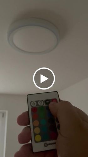Kundenbewertung mit Video zu LEDVANCE LED COLOR +Wand- und Deckenleuchte mit Fernbedienung RGBW 38W / 3000K Warmweiß