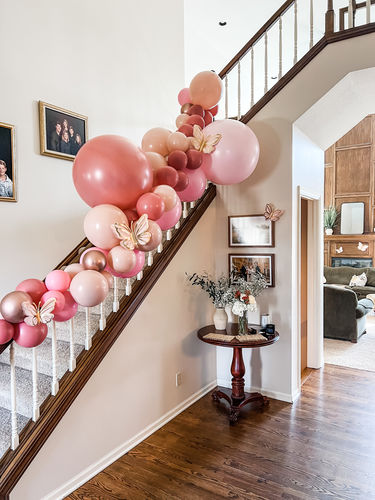 Customer photo review of Create Your Own Color Mix - DIY Balloon Garland Kit