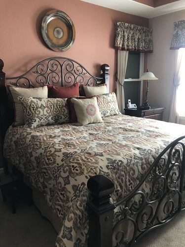 Customer photo review of Tucson Multi 4-Piece Comforter Set By J Queen